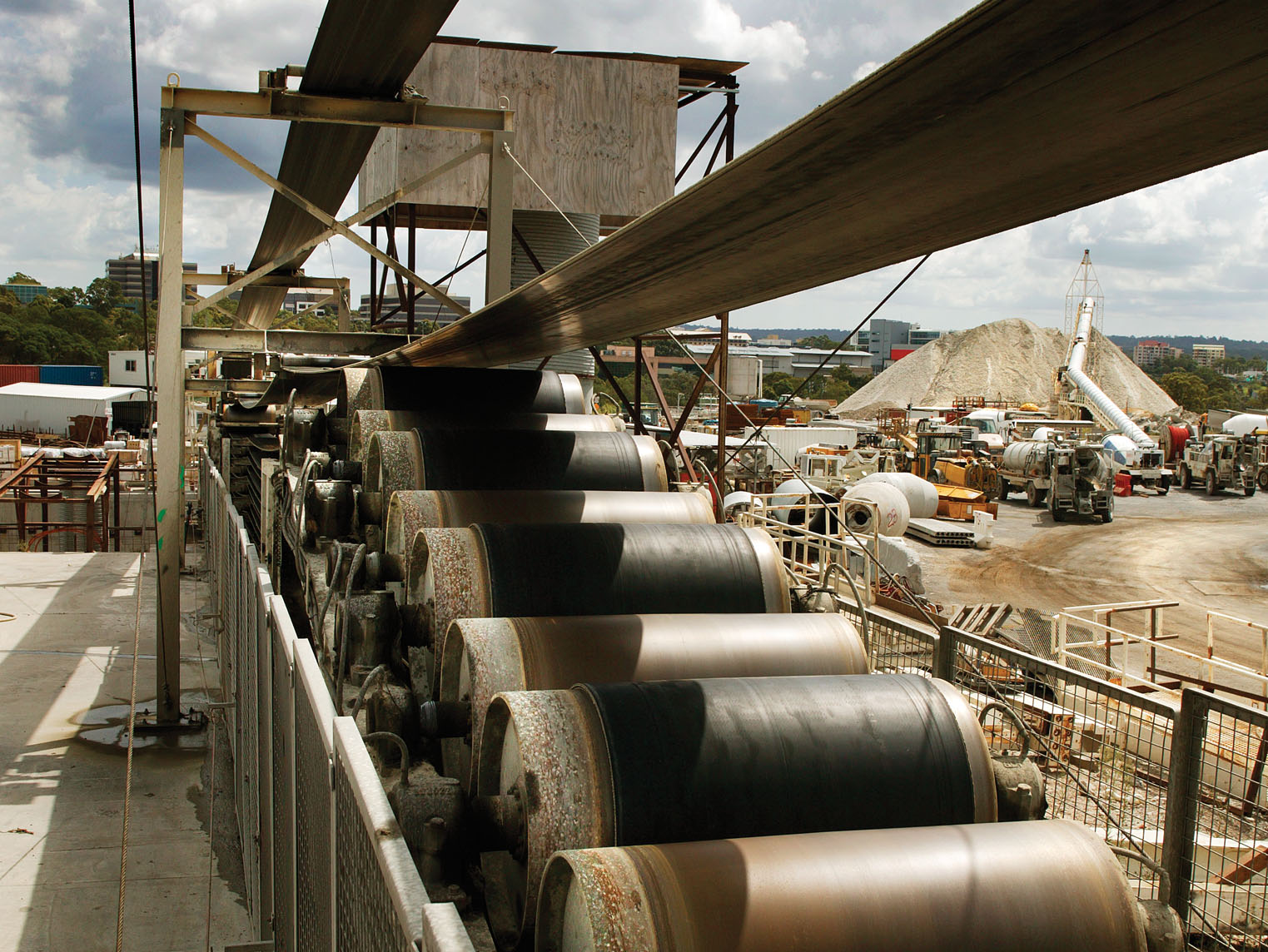 Sunward Machine Continuous Conveyor System